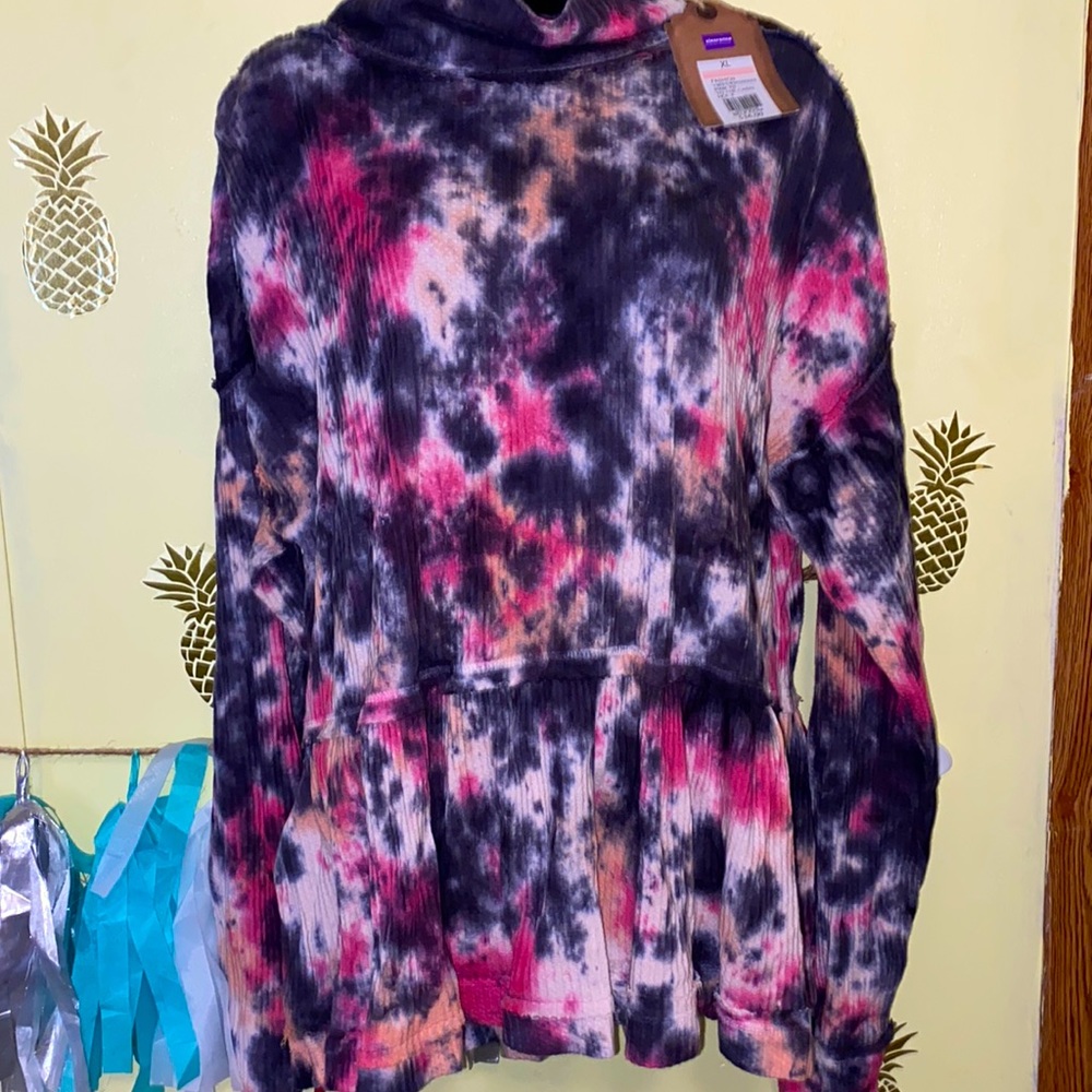 tie dye sweater